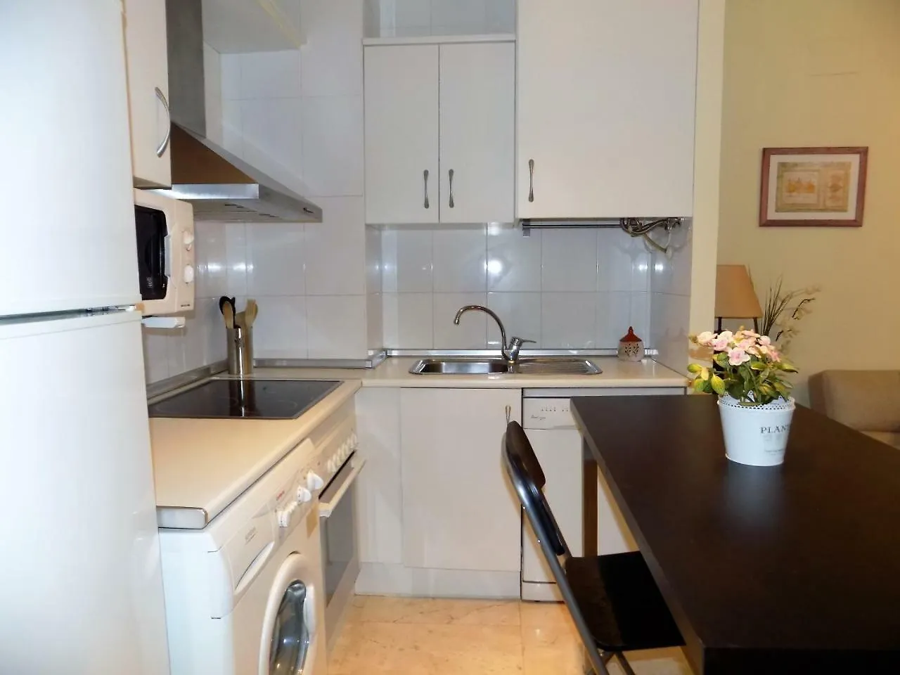 Apartment Suite Homes La Merced Malaga